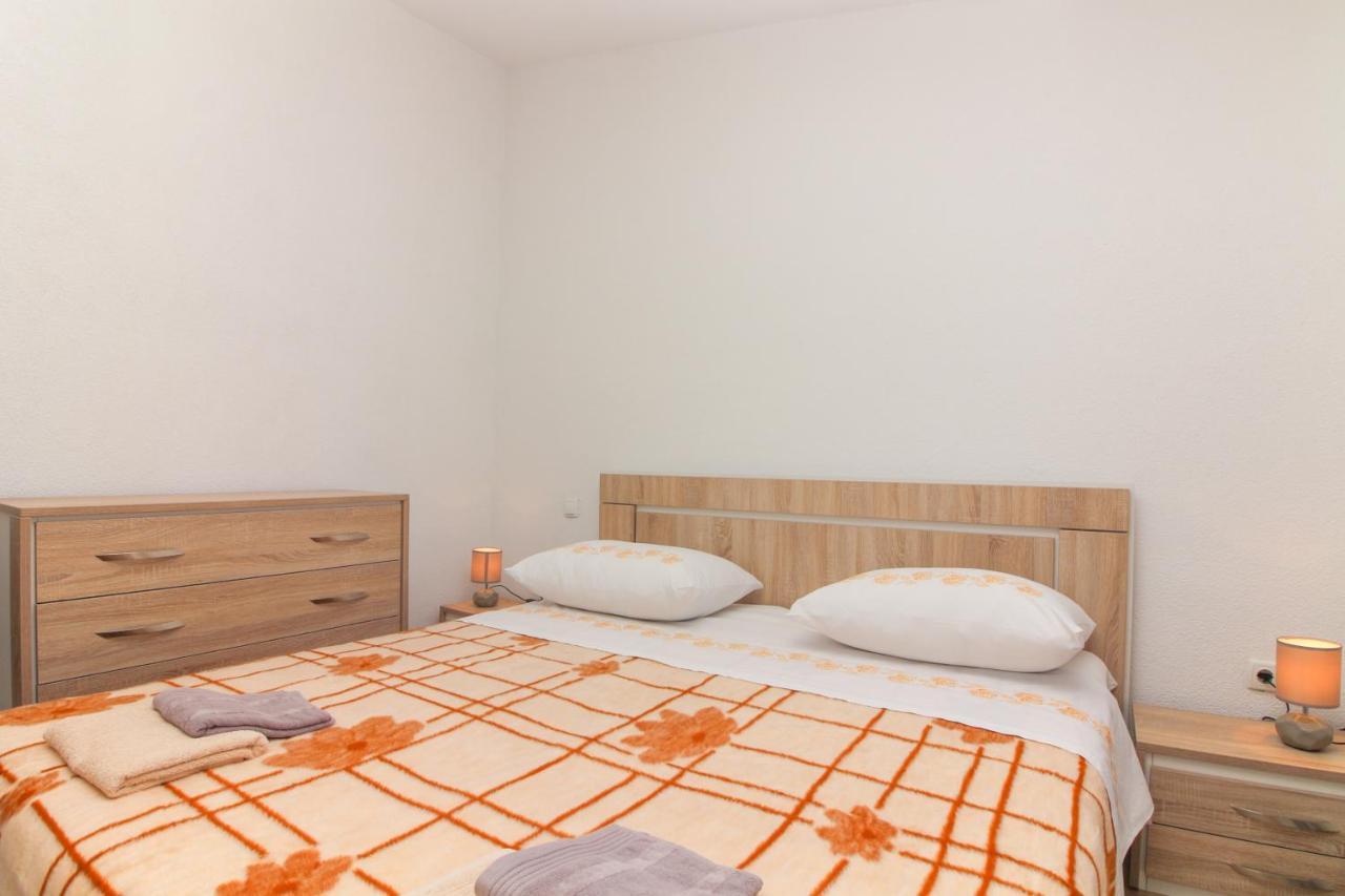 Conte Cikara Apartment Saricevi Екстер'єр фото