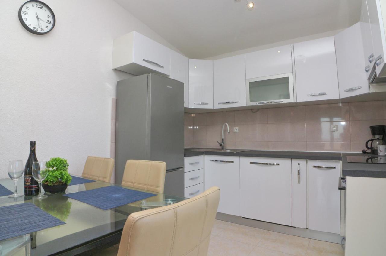 Conte Cikara Apartment Saricevi Екстер'єр фото