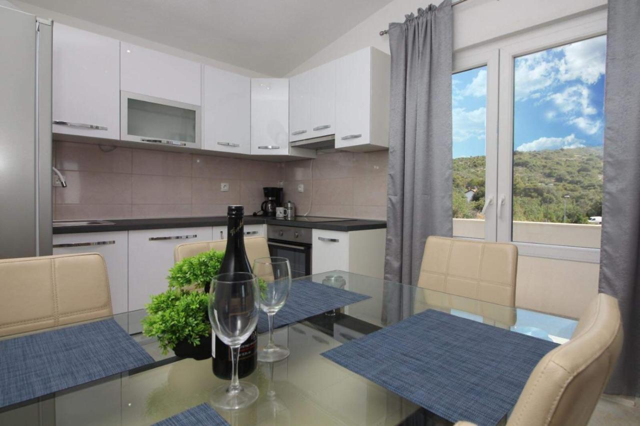Conte Cikara Apartment Saricevi Екстер'єр фото