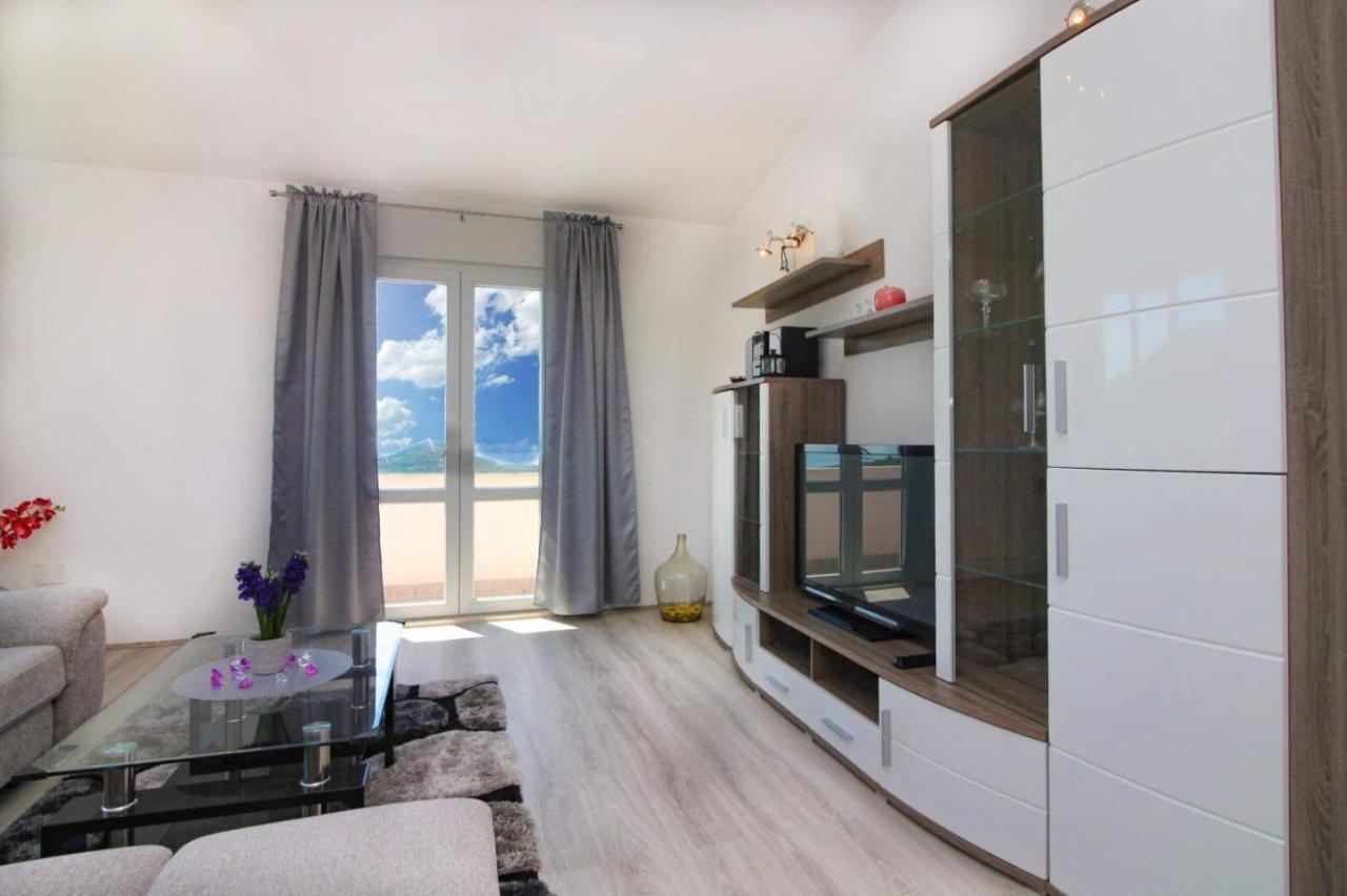 Conte Cikara Apartment Saricevi Екстер'єр фото