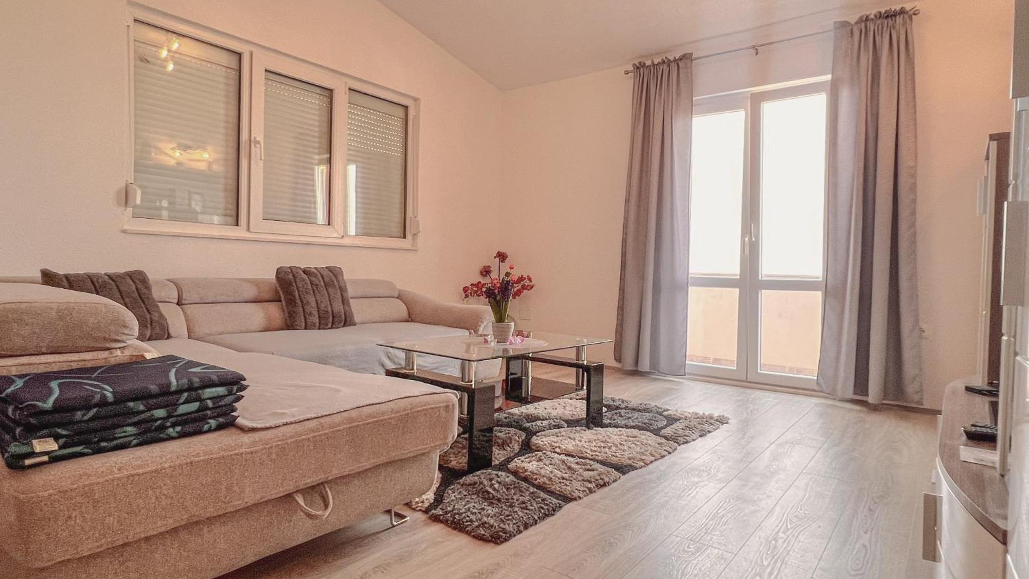 Conte Cikara Apartment Saricevi Екстер'єр фото